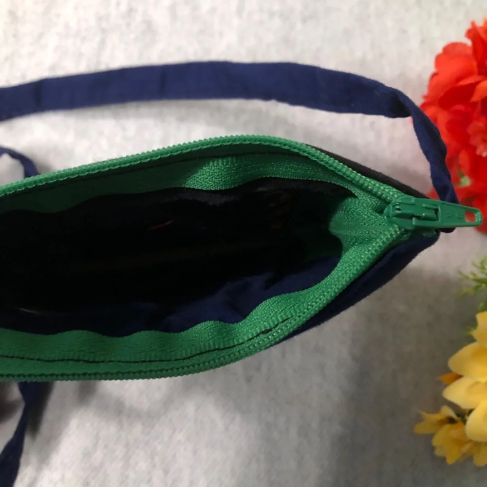NWOT - Parrot Appliquéd Mini Bag_12
